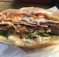 Burger Me - Tweed Heads Accommodation