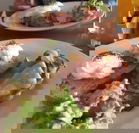 4 Kings Coffee  Food