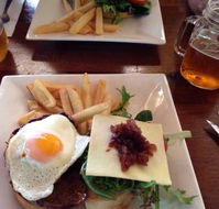 Glenrowan Hotel - Tweed Heads Accommodation