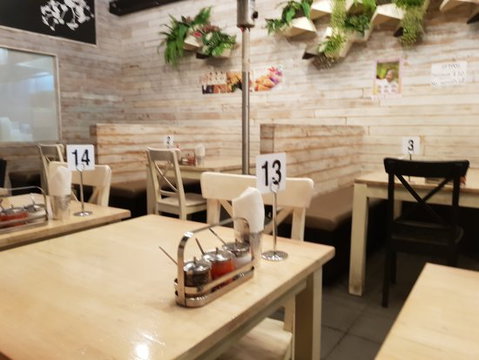 Kin Senn Signature Thai Street Food - Tweed Heads Accommodation 0