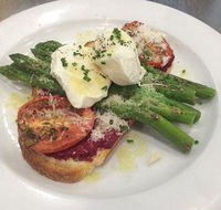 Mascot Corner Cafe - Tweed Heads Accommodation