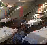 Bombay Bistro - cafe restaurant  bar - Tweed Heads Accommodation