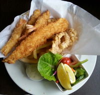 Commercial Hotel Bistro - Tweed Heads Accommodation