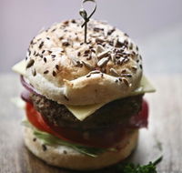 Burger Me Fresh - Tweed Heads Accommodation