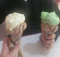Annie's Old Fashioned Ice Cream Parlour - Tweed Heads Accommodation