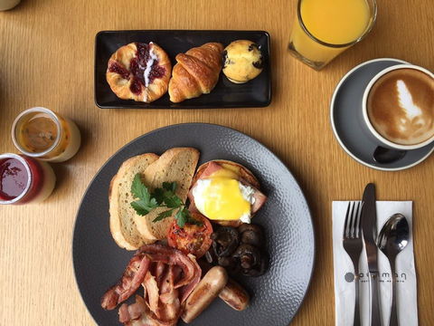 Coco's Restaurant - Tweed Heads Accommodation 0