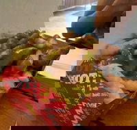 McManos Chicken Bar - Tweed Heads Accommodation