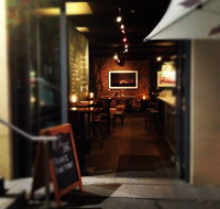 Shirt Bar - Sussex Lane - Tweed Heads Accommodation