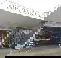 Top Pastries  Pies - Tweed Heads Accommodation
