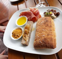 Fun Ma Cafe - Tweed Heads Accommodation