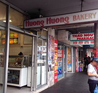 Huong Huong Bakery