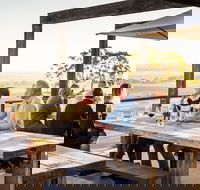 Lightfoot  Sons - Tweed Heads Accommodation