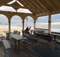 Swell Kiosk - Tweed Heads Accommodation