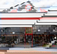 The Red Velvet Lounge - Tweed Heads Accommodation