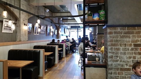 Ribs & Burgers - Hawthorn - Tweed Heads Accommodation 0