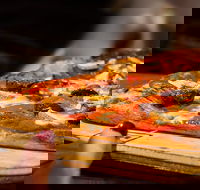 3 GRAINS- Roman Artisan Pizza - Tweed Heads Accommodation