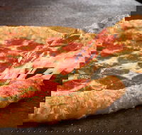 Pizza Hut - Cleveland - Tweed Heads Accommodation