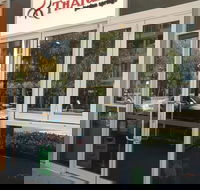 Five Stars Thaitanic - Jordan Springs - Tweed Heads Accommodation