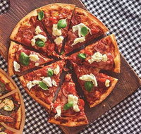 Crust Gourmet Pizza - Surfers Paradise
