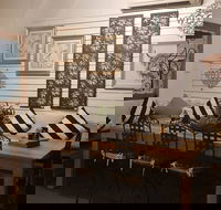 DJ's on Neill Cafe - Tweed Heads Accommodation