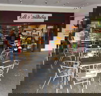 Lee's Bakery - Tweed Heads Accommodation