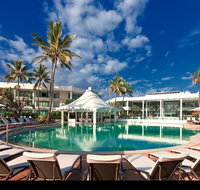 Oasis Pool Bar