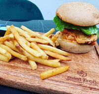 Royal Oak Hotel - Tweed Heads Accommodation