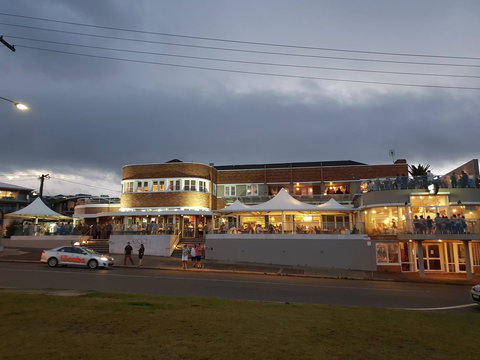 The Beach Hotel, Merewether - Tweed Heads Accommodation 0
