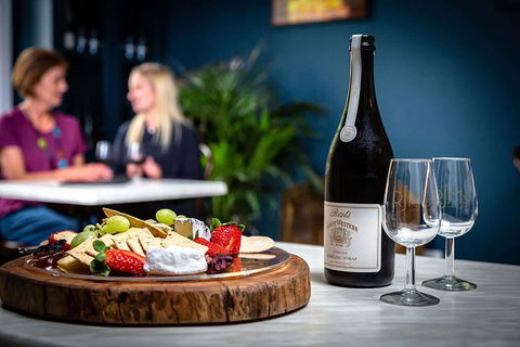 RJM's Wine Bar - Tweed Heads Accommodation 0