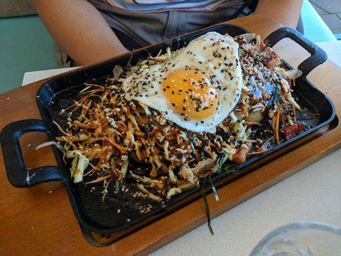 8 Yolks Cafe - Tweed Heads Accommodation 0