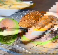 On It Burgers - Tweed Heads Accommodation
