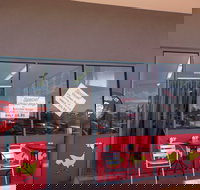 Red Rocks Charcoal Chickens - Tweed Heads Accommodation