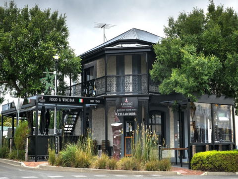 Amadio Wines Kangaroo Island Cellar Door - Tweed Heads Accommodation 0