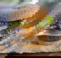 Bucking Bull - Rockingham - Tweed Heads Accommodation