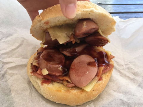 Hamburger Hill - Tweed Heads Accommodation 0