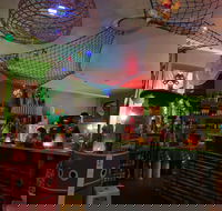 Tupe-Aloha Bar  Grill - Tweed Heads Accommodation
