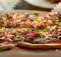 Domino's - Wynnum - Tweed Heads Accommodation