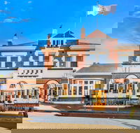 Cygnet Old Bank Cafe - Tweed Heads Accommodation