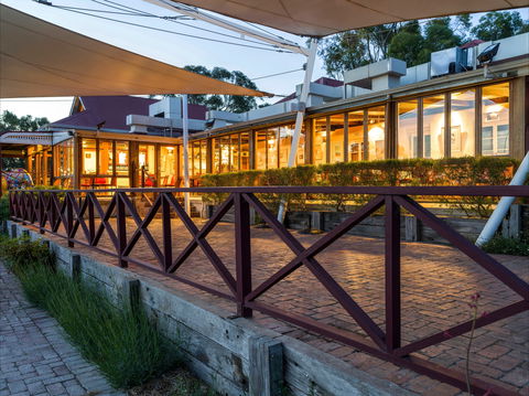 D'arenberg D'Arry's Verandah Restuarant - Tweed Heads Accommodation 0