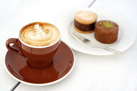 R Coffee Co - Tweed Heads Accommodation 0