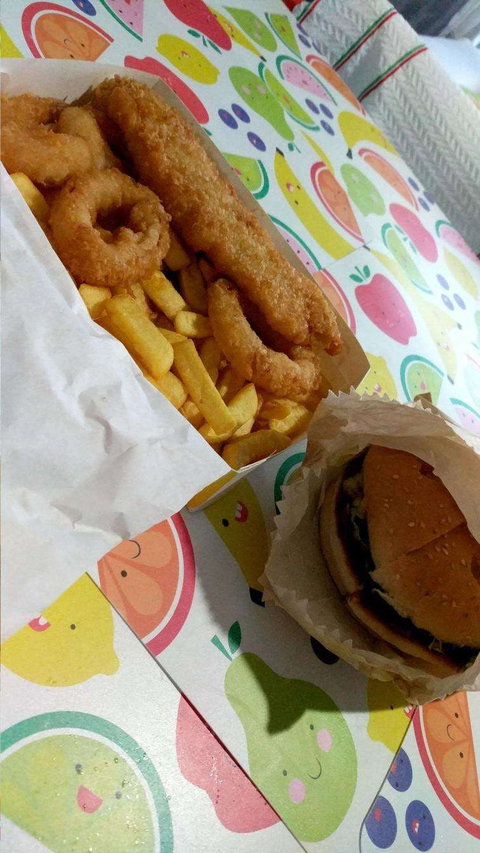 Point Hook Fish'n'Chips - Tweed Heads Accommodation 0