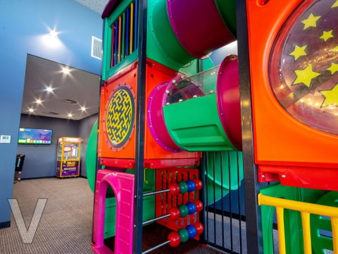 V Hotel - Tweed Heads Accommodation 2