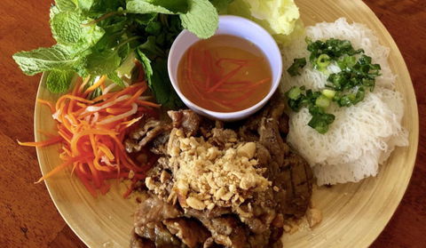 Aunty Ut Restaurant - Tweed Heads Accommodation 0