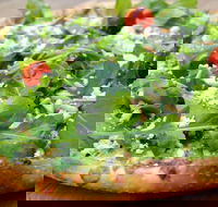 Vic's Pizzeria - Tweed Heads Accommodation