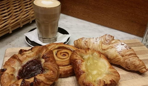 Gorilla Pizza SA - Tweed Heads Accommodation 0