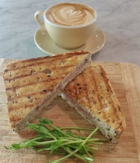 Gorilla Pizza SA - Tweed Heads Accommodation 35