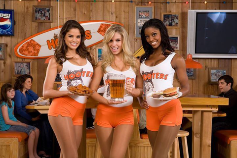 Hooters Of Gold Coast - Tweed Heads Accommodation 4