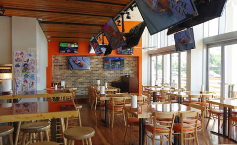 Hooters Of Gold Coast - Tweed Heads Accommodation 5