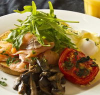 Hungry Wolfs Kincumber - Tweed Heads Accommodation