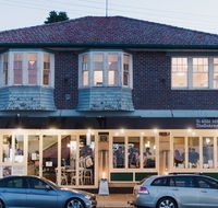 The Entrance Lakehouse - Tweed Heads Accommodation